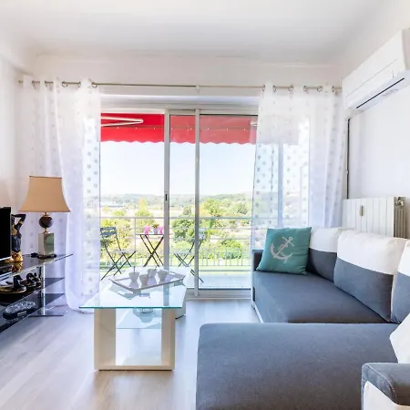 L'auteuil By Interhome كانيو سور مير